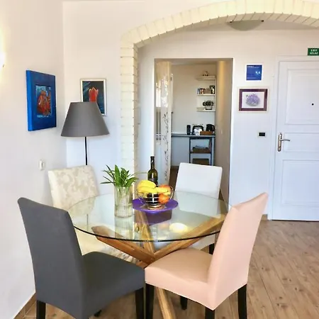 Maestral Apartament