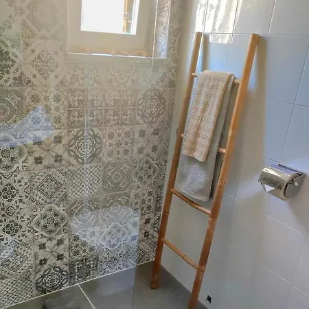 Apartament Maestral *